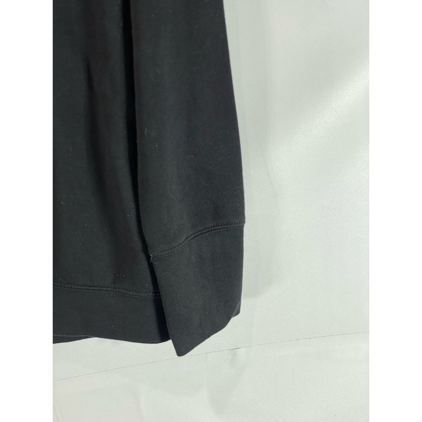 CHAMPION Men's Black Script Logo Patch Regular-Fit Pullover Hoodie SZ M