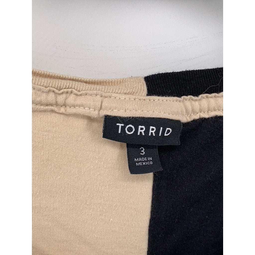 TORRID Women's Black-Beige Slit Graphic Tee SZ 3