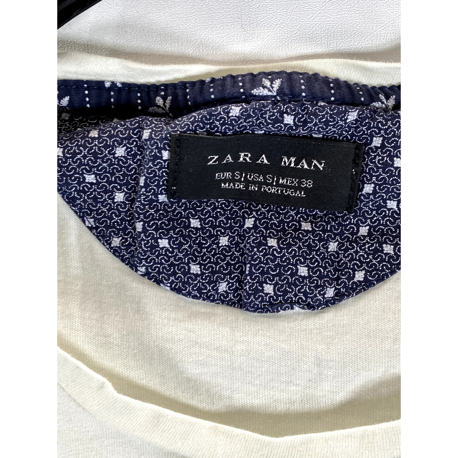 ZARA MAN Men's Navy/White Printed Colorblock Crewneck Short Sleeve T-Shirt SZ S
