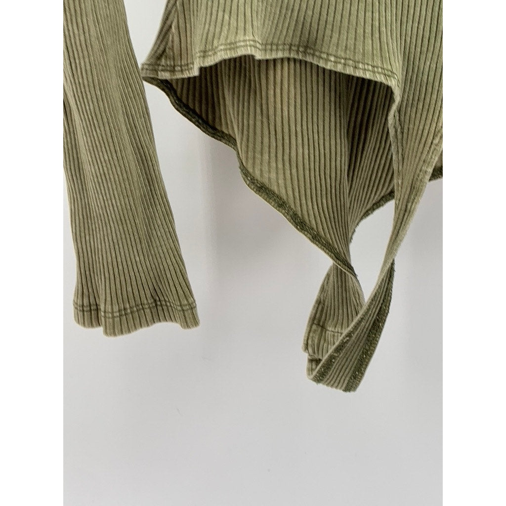 LE LIS Women's Green Ribbed Button-Front Long Sleeve Thong Bodysuit SZ L