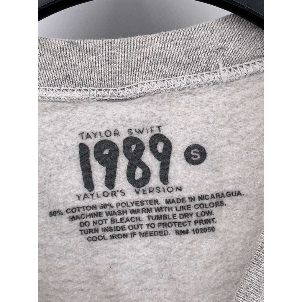 TAYLOR SWIFT Women's Gray Taylor's Version Graphic Sweatshirt SZ S