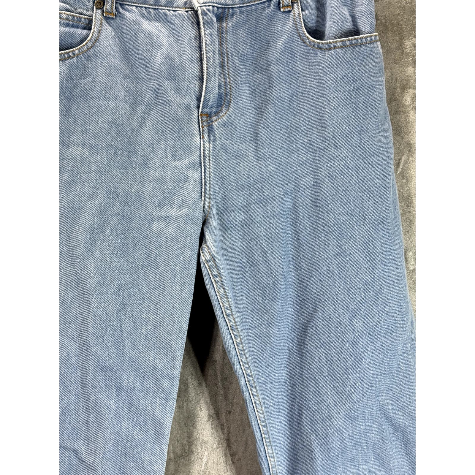 MAISON LABICHE Paris Women's Light Blue Straight Leg Denim Jeans SZ 28