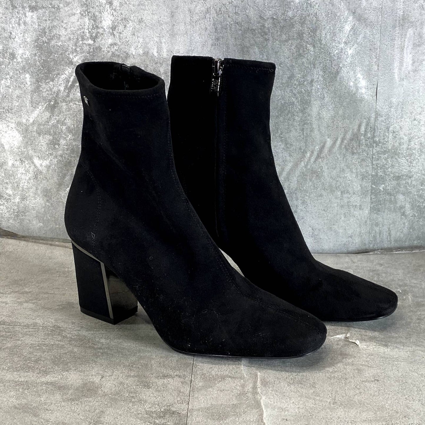 DKNY Women's Black Faux-Suede Cavale Almond-Toe Pull-On Side-Zip Ankle Boots SZ7