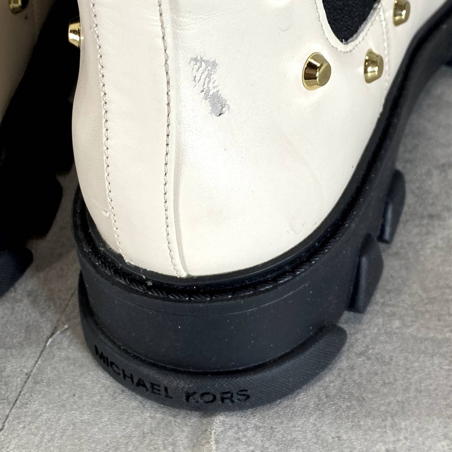 MICHAEL MICHAEL KORS Women's Lt Cream Ridley Studded Lug-Sole Pull-On Sandal SZ9