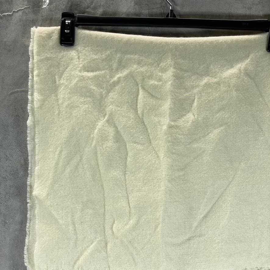 STEVE MADDEN Women's White/Ivory Cozy Blanket Fringe-Detail Scarf SZ OS