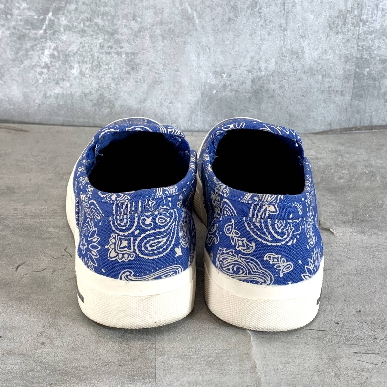 SUN + STONE Men's Navy Paisley Reins Slip-On Sneakers SZ 7./5