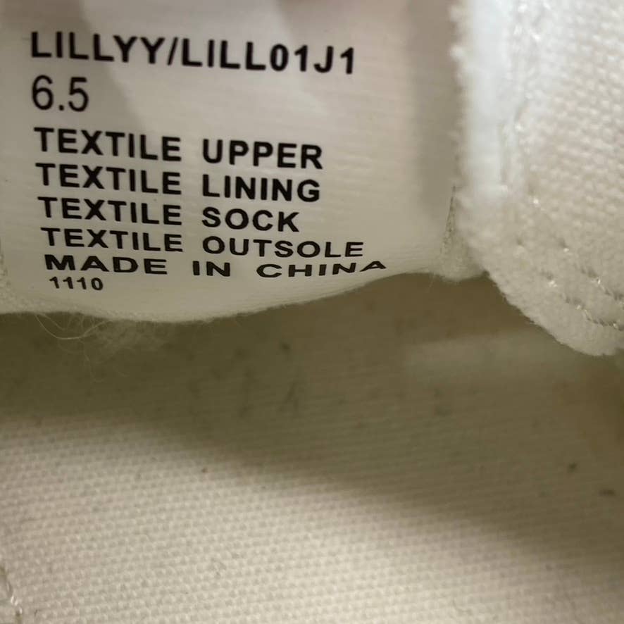 MADDEN GIRL Women's White Fabric Lillyy Round-Toe Laceless Slip-On Sneaker SZ6.5