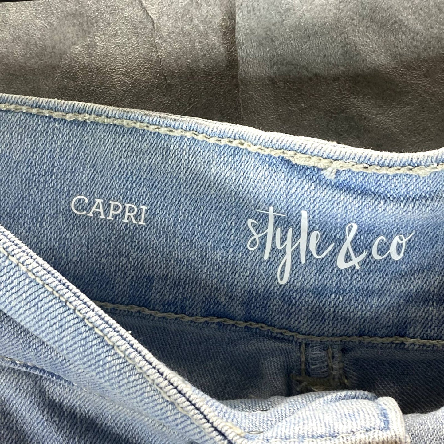 STYLE & CO Women's Petite Watch House Mid-Rise High-Cuff Capri Jeans SZ 6P