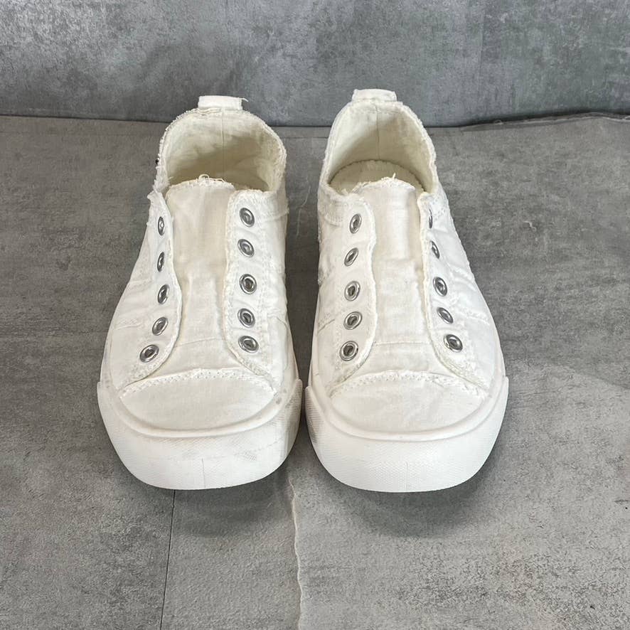 MADDEN GIRL Women's White Fabric Lillyy Round-Toe Laceless Slip-On Sneaker SZ6.5