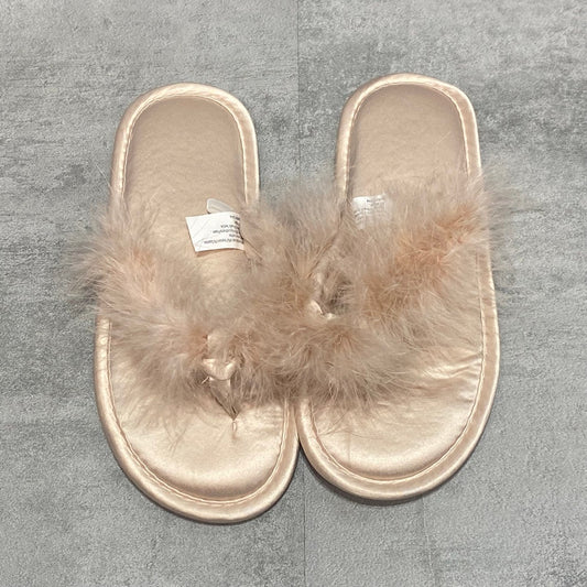 INC INTERNATIONAL CONCEPTS Pink Marabou Thong Slippers SZ S (5-6)