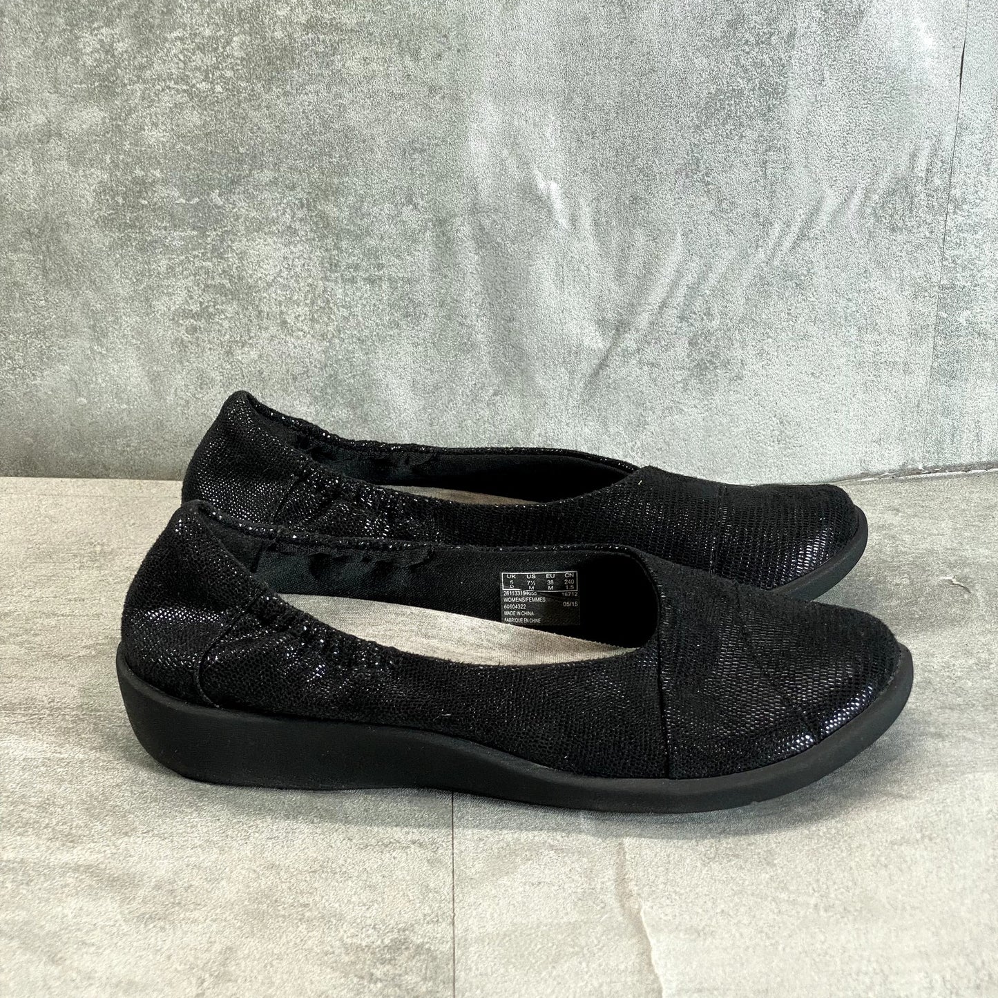 CLOUDSTEPPERS BY CLARKS Women's Black Sillian Jetay Slip-On Wedge Flats SZ 7.5