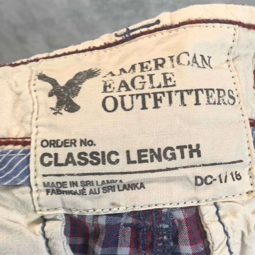 AMERICAN EAGLE Outfitters Men's Red/Navy Gingham Classic Length Shorts SZ 28