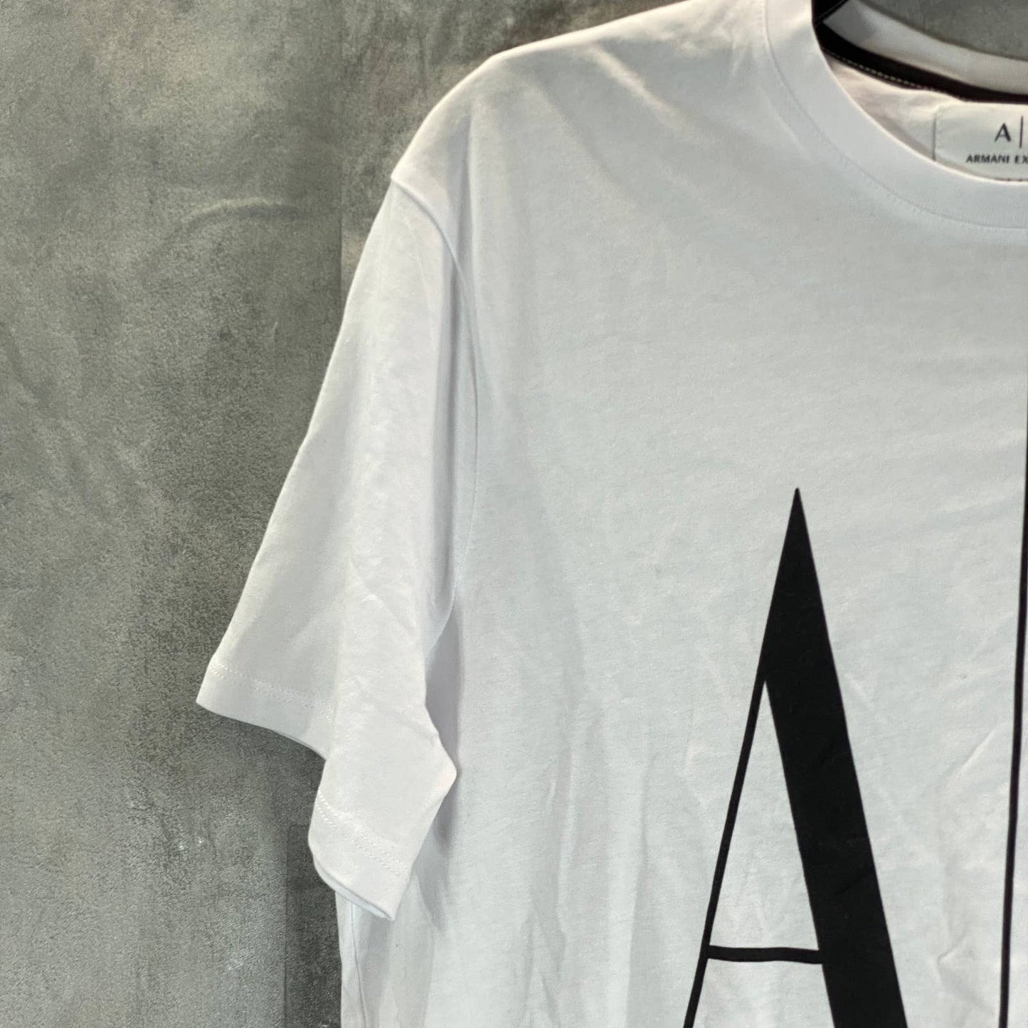 A|X ARMANI EXCHANGE Men's White Regular-Fit Icon Logo Crewneck T-Shirt SZ S