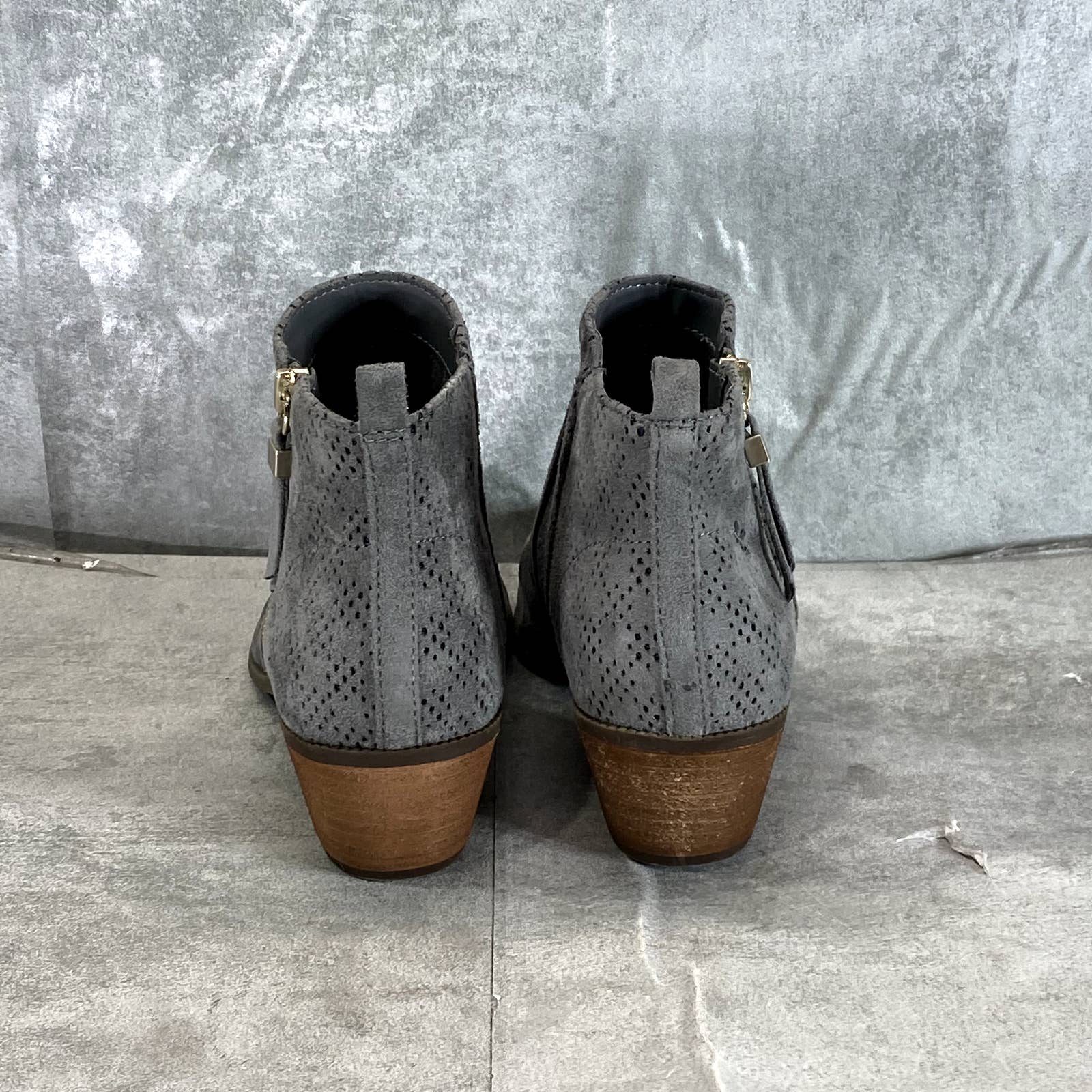 DR. SCHOLL'S Women's Dark Shadow Grey Brianna Perforated Block-Heel Booties SZ 7