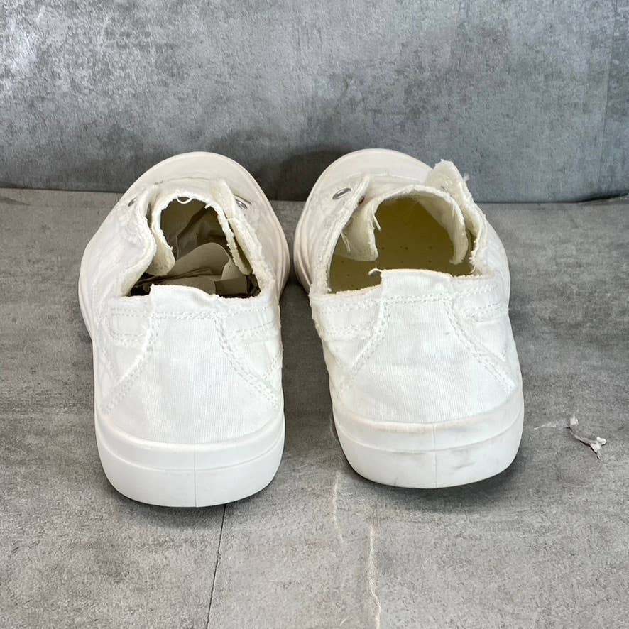 MADDEN GIRL Women's White Fabric Lillyy Round-Toe Laceless Slip-On Sneaker SZ6.5