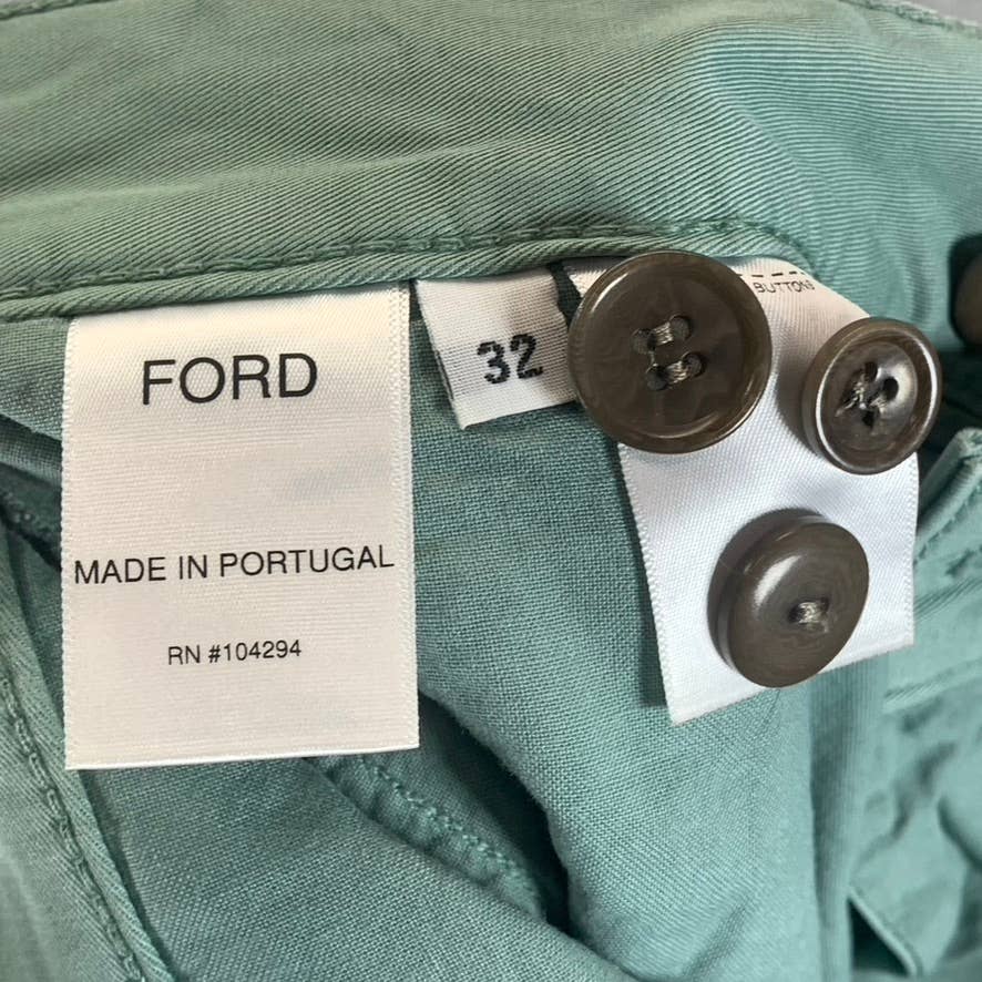 UNIS Men's Green Relaxed-Fit Ford Chino Pants SZ 32