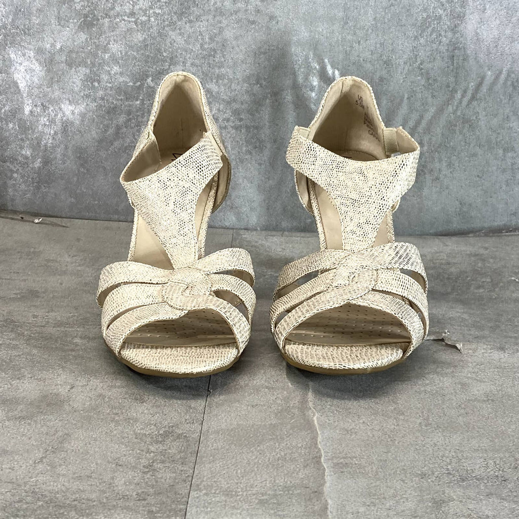 LIFESTRIDE Women's Platinum Faux Leather Caramel Open-Toe City Sandals SZ 5.5