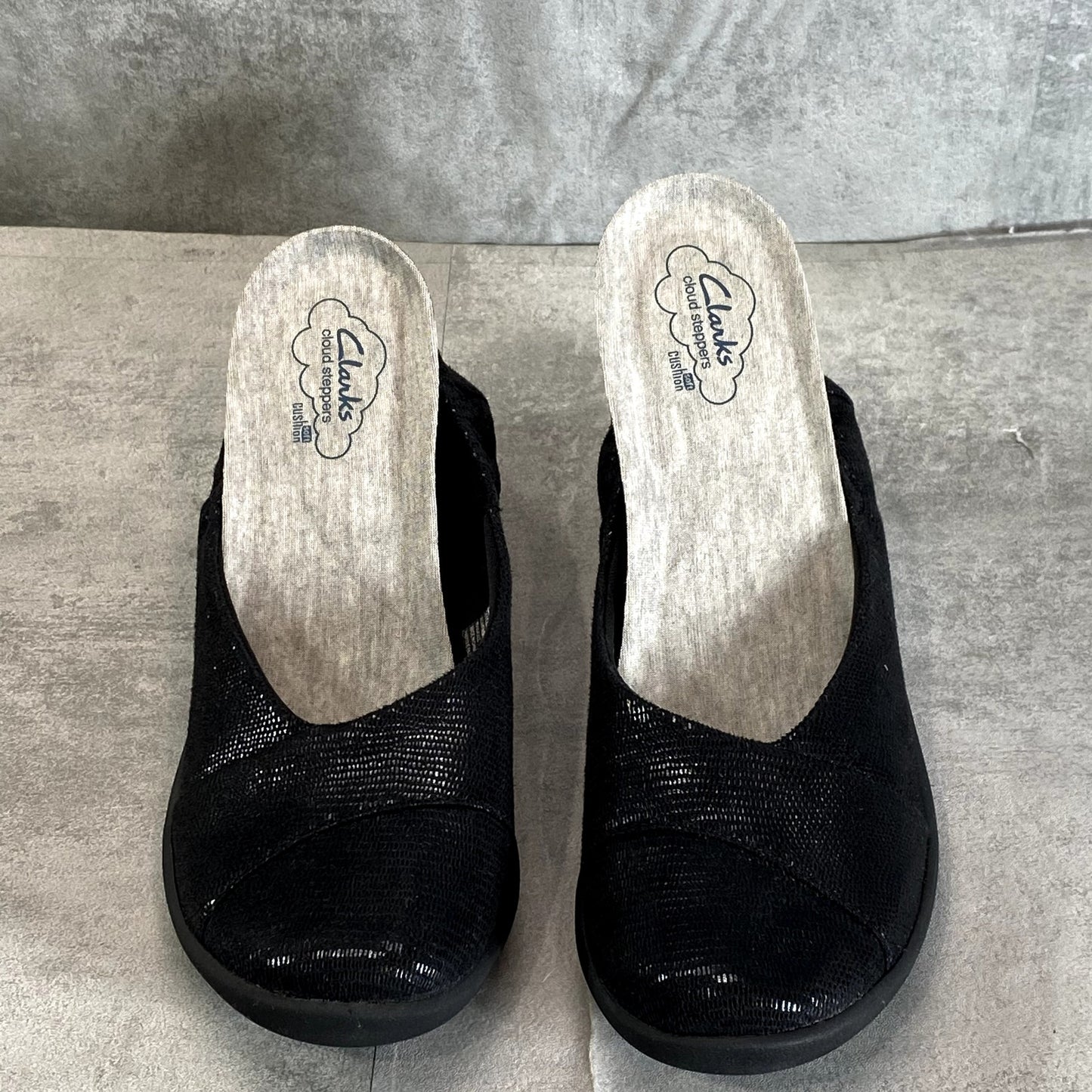 CLOUDSTEPPERS BY CLARKS Women's Black Sillian Jetay Slip-On Wedge Flats SZ 7.5