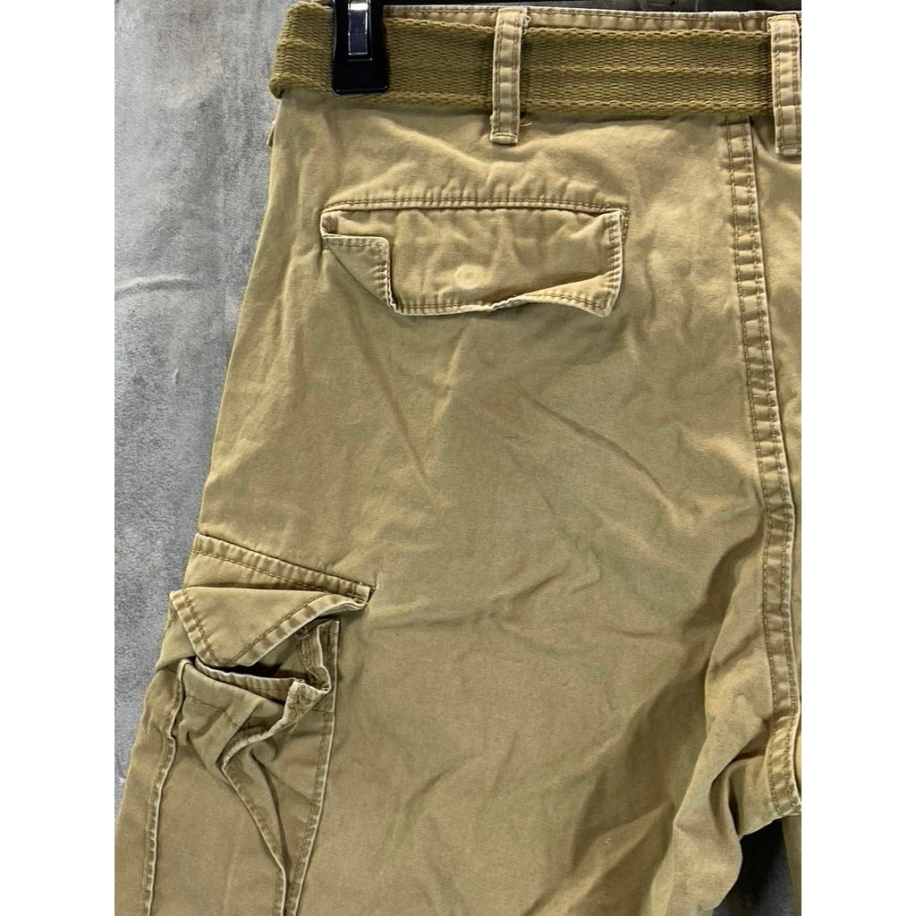 LEVI'S Men's Khaki Belted Cargo Shorts SZ 30