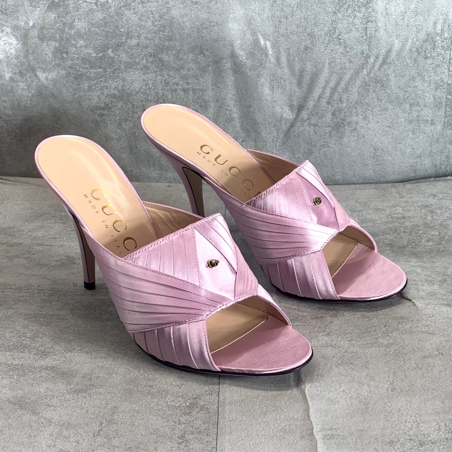 GUCCI Women's Light Pink Satin Heeled Slide Open Toe Sandal SZ 39 US 9