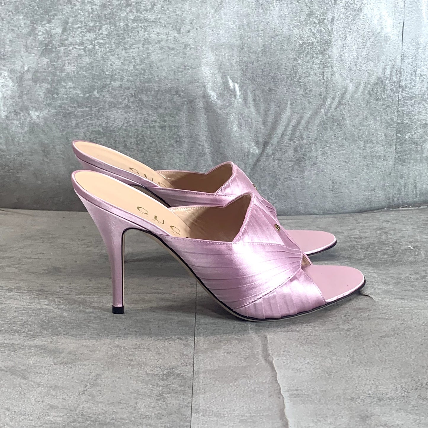 GUCCI Women's Light Pink Satin Heeled Slide Open Toe Sandal SZ 39 US 9