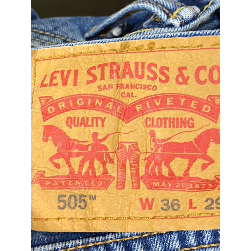 LEVI'S Men's Medium Wash 505 Regular-Fit Straight-Leg Denim Jeans SZ 36X29