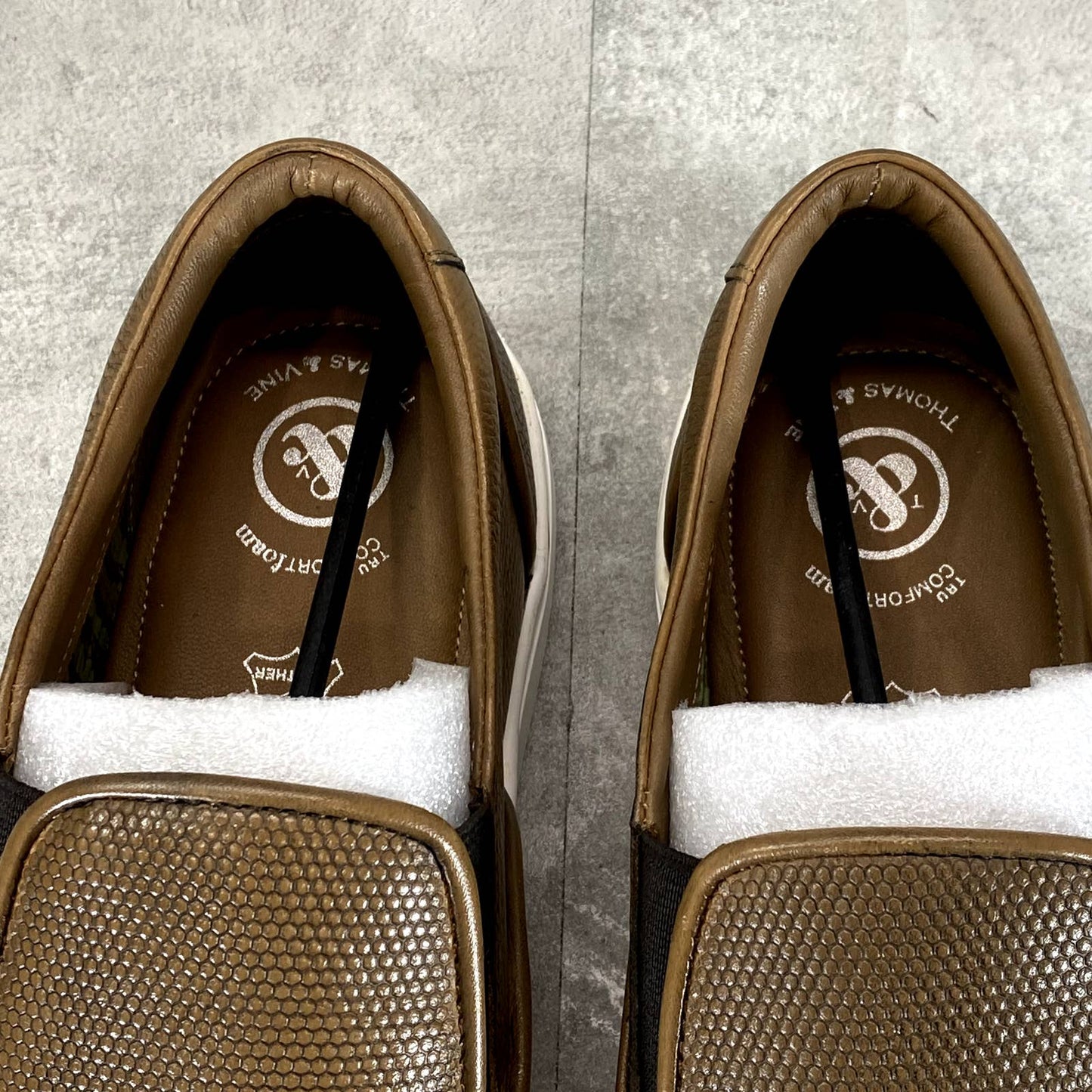 THOMAS & VINE Men's Brown Leather Conley Slip-On Sneakers SZ 10