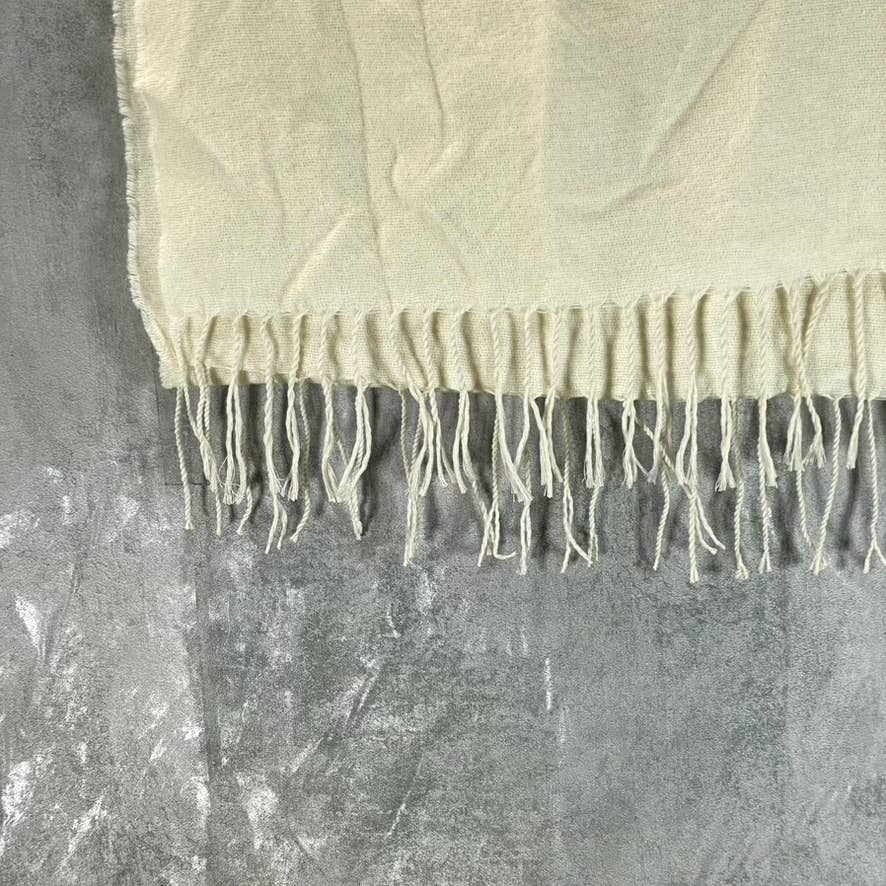 STEVE MADDEN Women's White/Ivory Cozy Blanket Fringe-Detail Scarf SZ OS