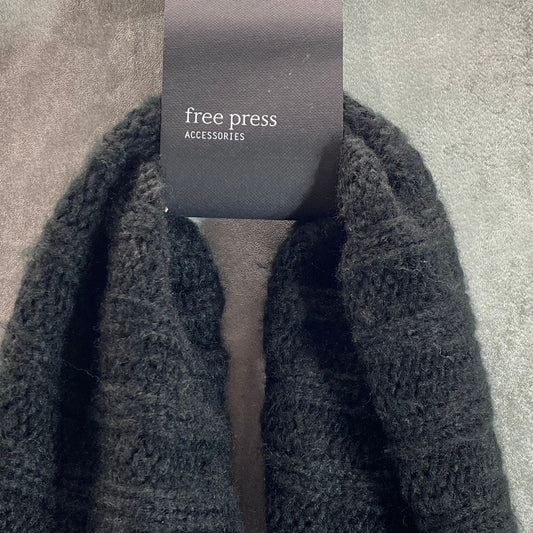 FREE PRESS Women's Black-Grey Chunky Knit Infinity Scarf SZ OS