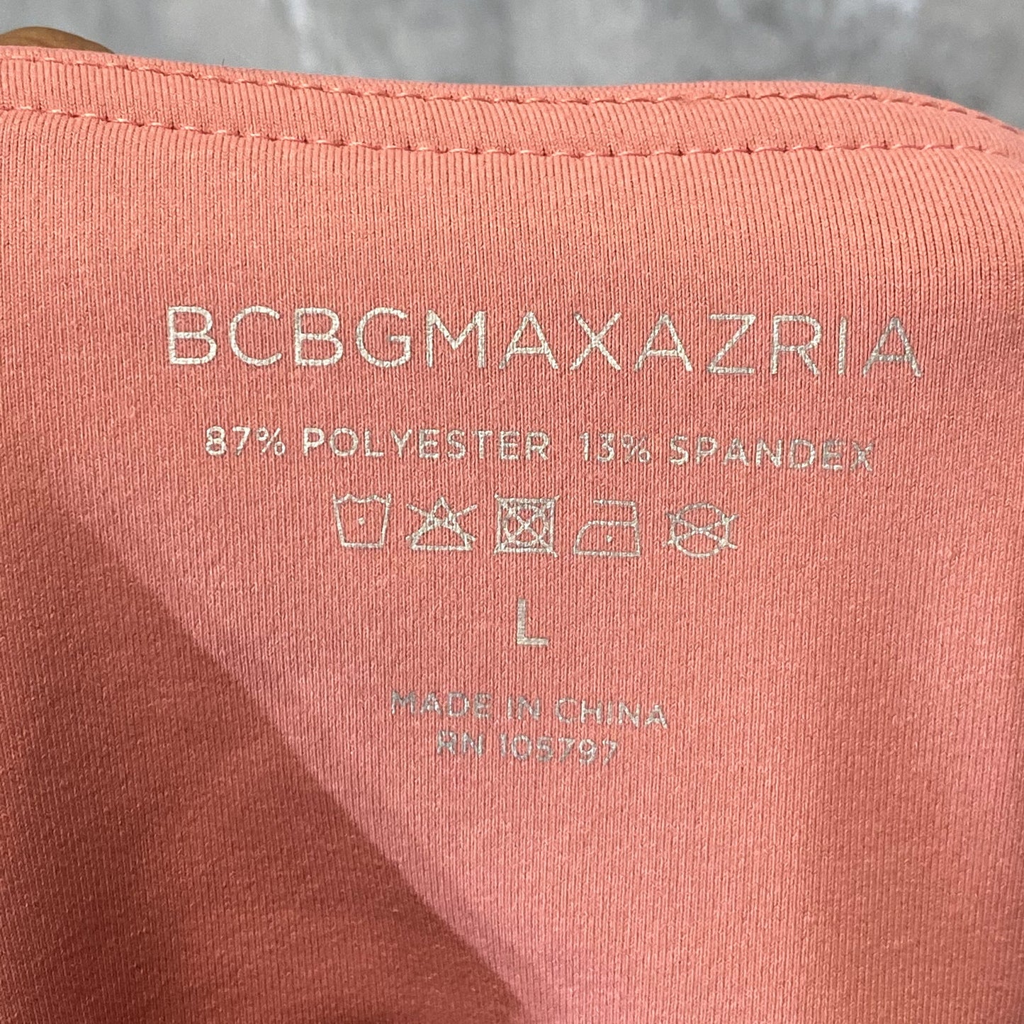 BCBGMAXAZRIA Women's Coral High-Waist Breathable Active Stretch Pull-On Capri Leggings SZ L