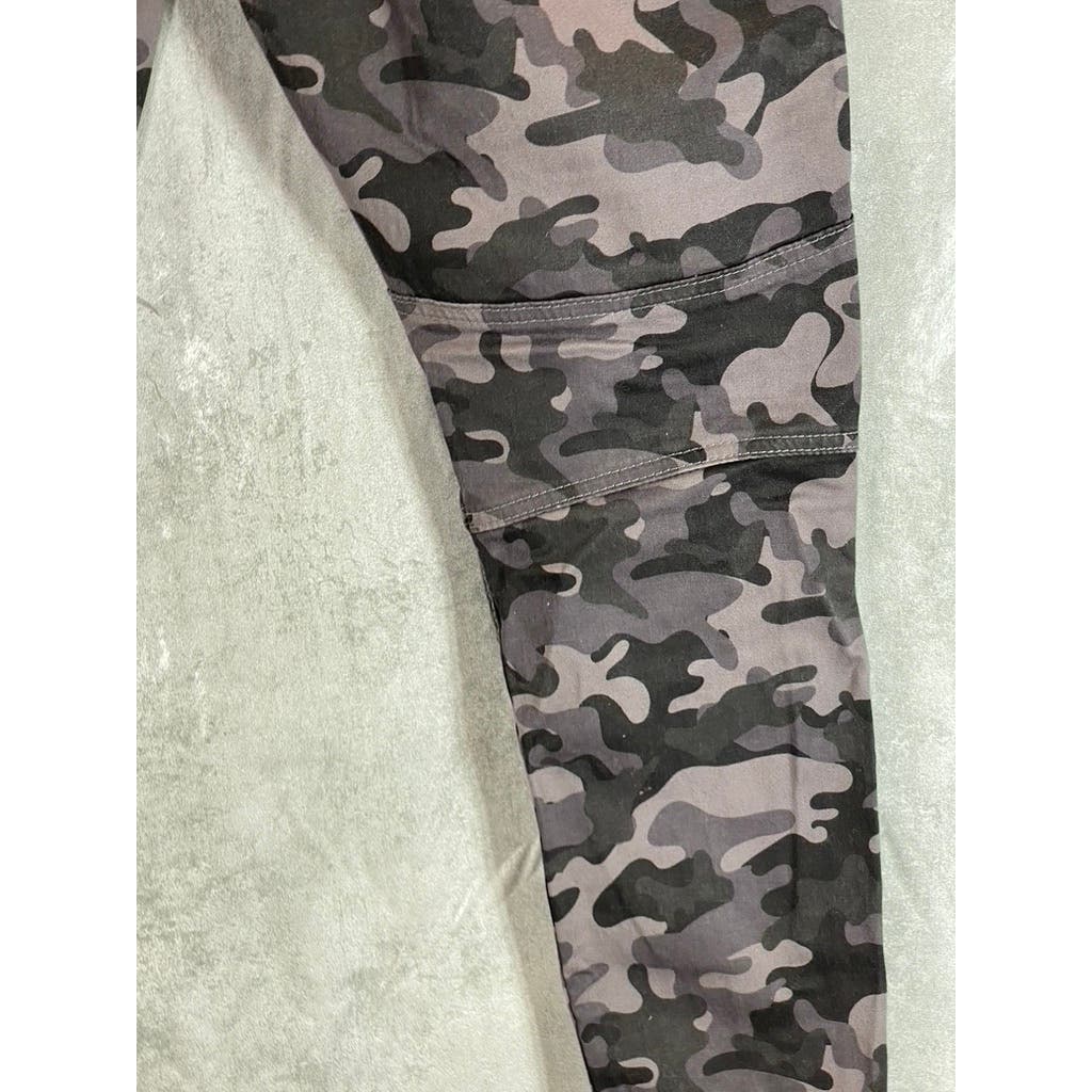 SPARK Men's Gray Camo Print Double Knee Pants SZ 32X32