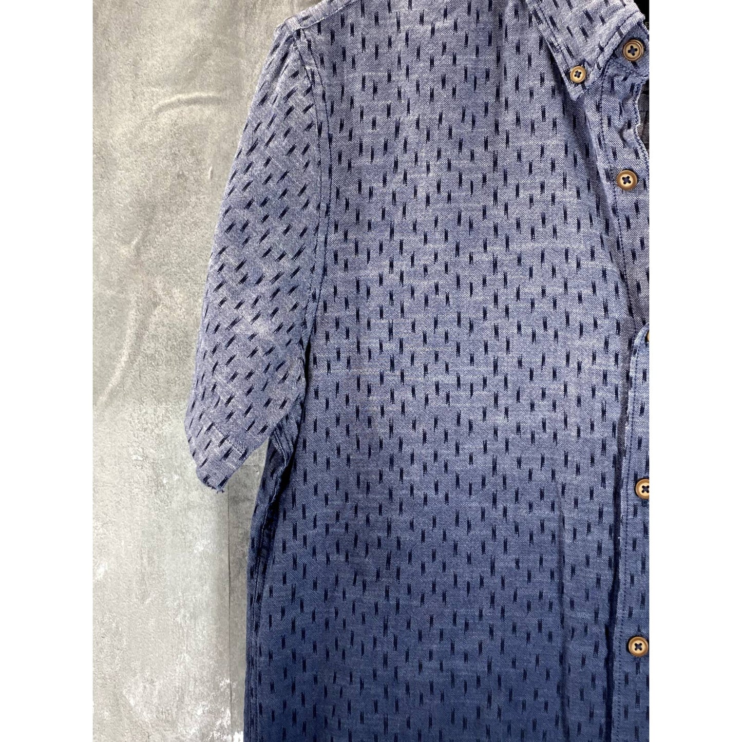 AMERICAN EAGLE OUTFITTERS Men's Blue Printed Ombre Seriously Soft Shirt SZ S