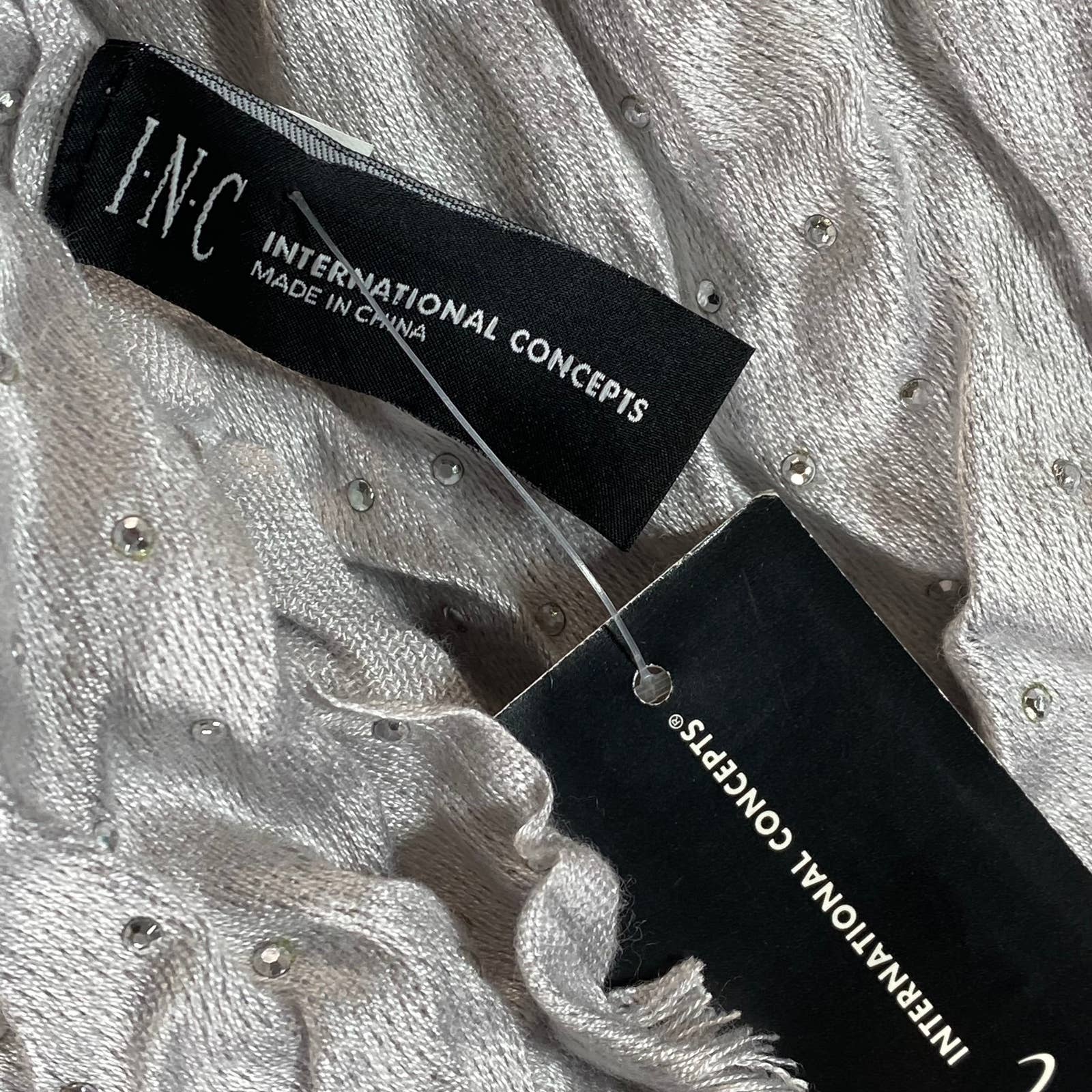 INC INTERNATIONAL CONCEPTS Women's Silver Gemstone Embellished Trim Wrap SZ OS