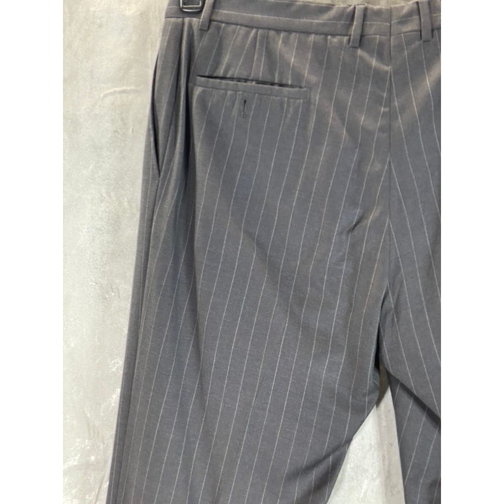 GIORGIO ARMANI Men's Charcoal Pinstripe Flat-Front Pants SZ 54(US 38R)