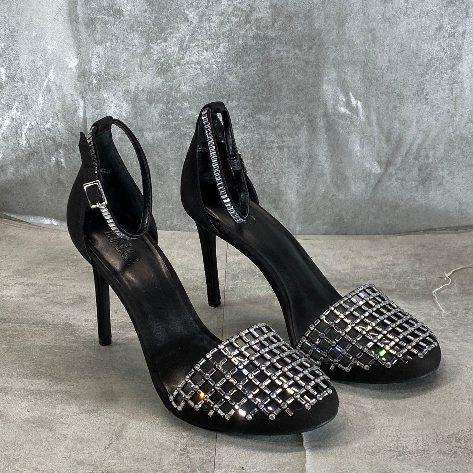 INC INTERNATIONAL CONCEPTS Women's Black Jaspen Rhinestone Two-Piece Pumps SZ8.5