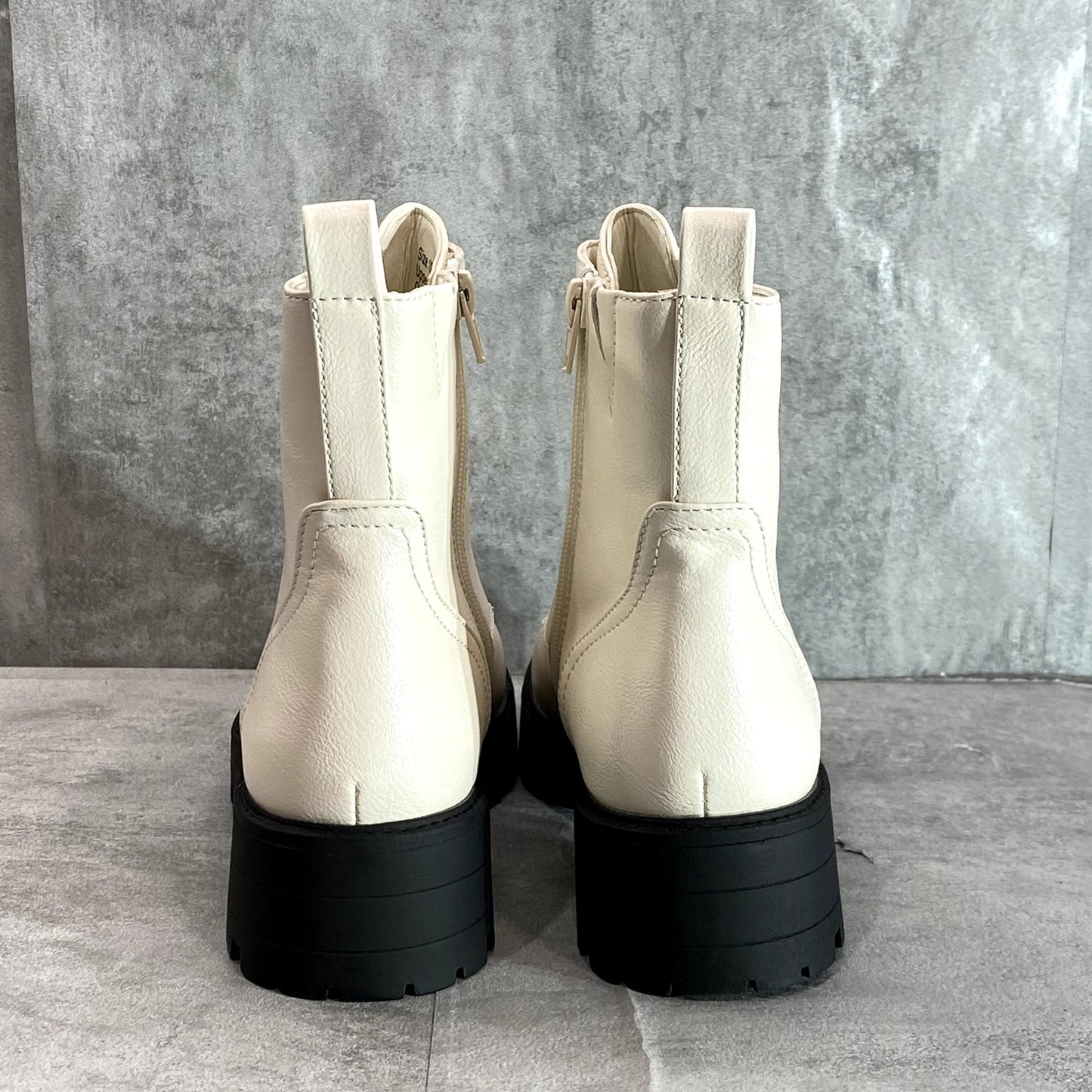 NEW YORK & COMPANY Women's White Allie Lug Sole Zip-Up Block Heel Boots SZ 10