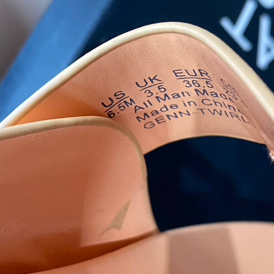 NATURALIZER Women's Peach GenN-Twirl Slip-On Thong Sandals SZ 6.5