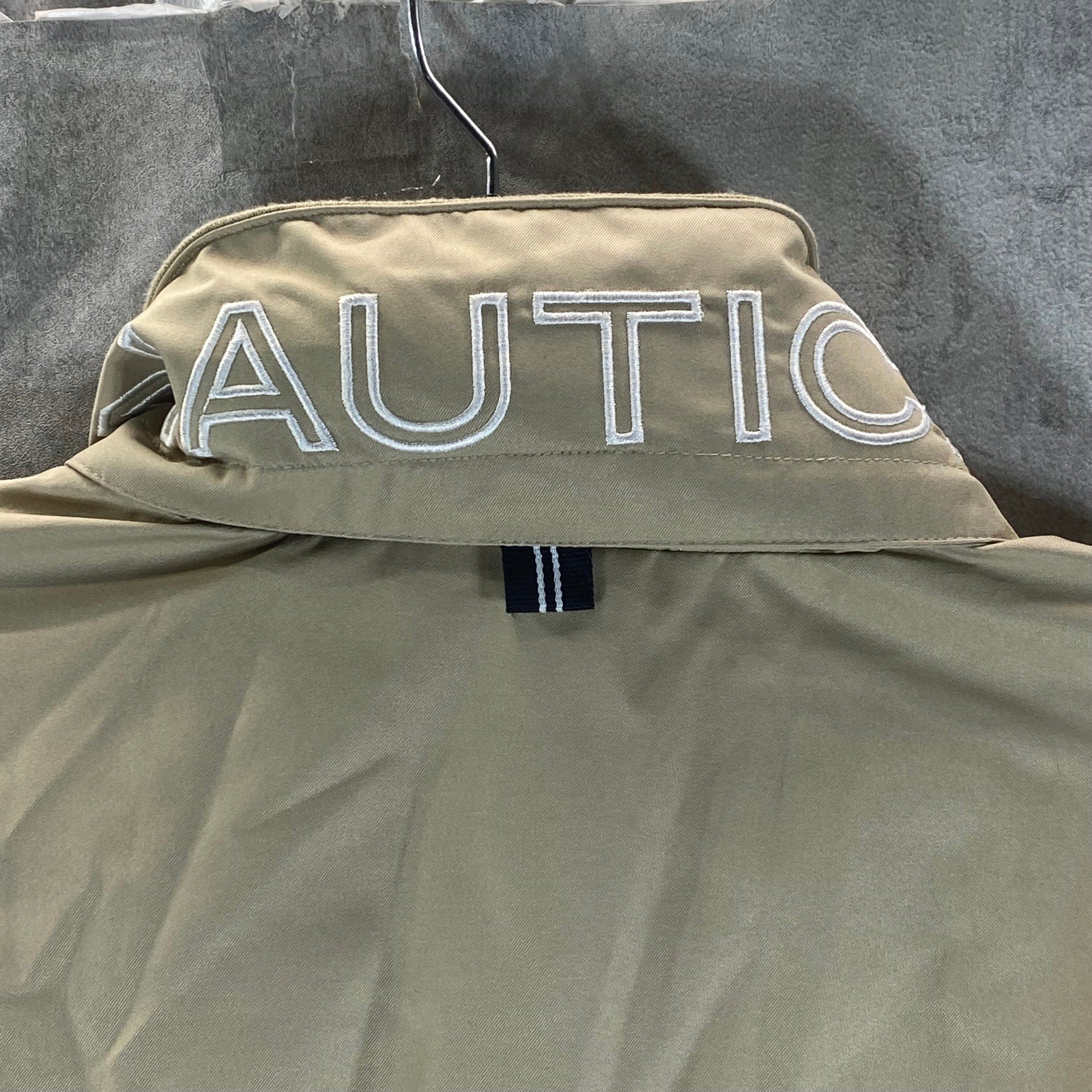 NAUTICA Men's Sand Waterproof Full-Zip Embroidered Neck Bomber Jacket SZ M