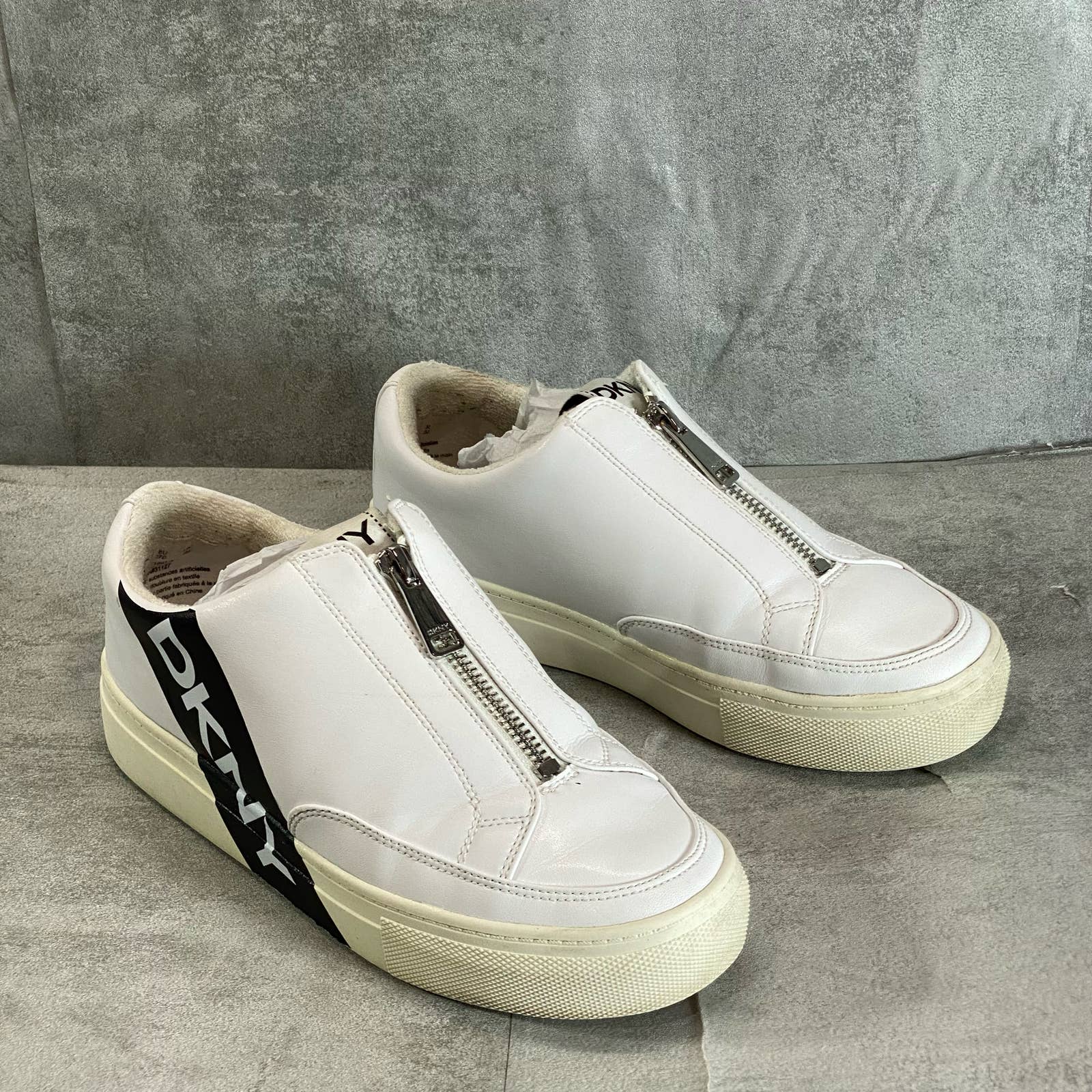 DKNY Women's White Caleb Logo Slip-On Zip-Up Sneakers SZ 6.5