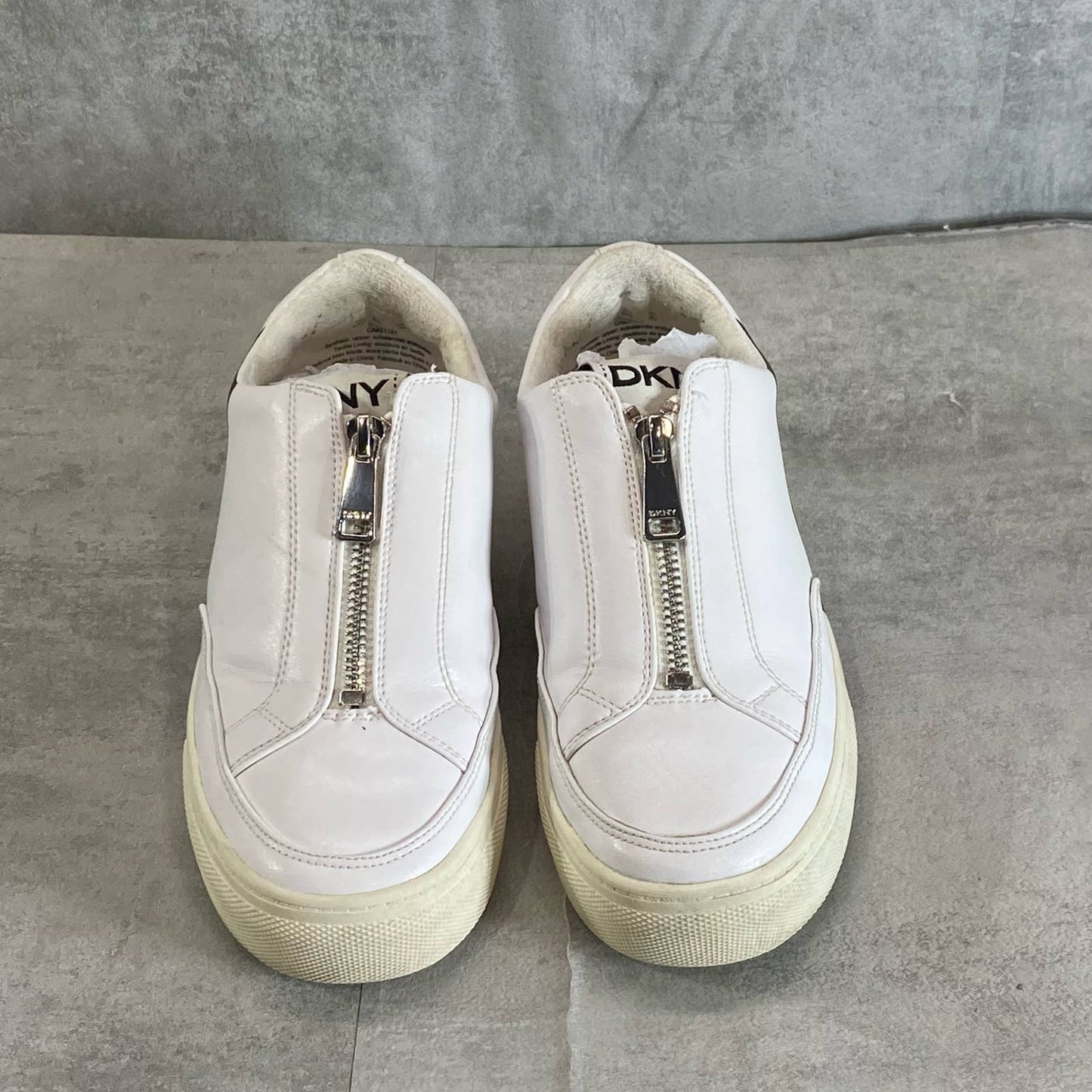 DKNY Women's White Caleb Logo Slip-On Zip-Up Sneakers SZ 6.5