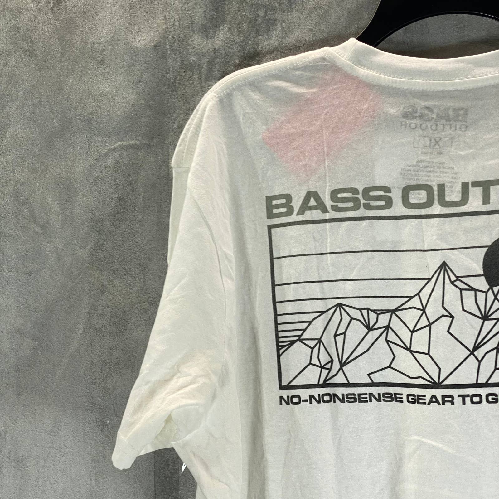 BASS OUTDOOR Men's Snow White Antlers Mountain Logo Graphic T-Shirt SZ XL