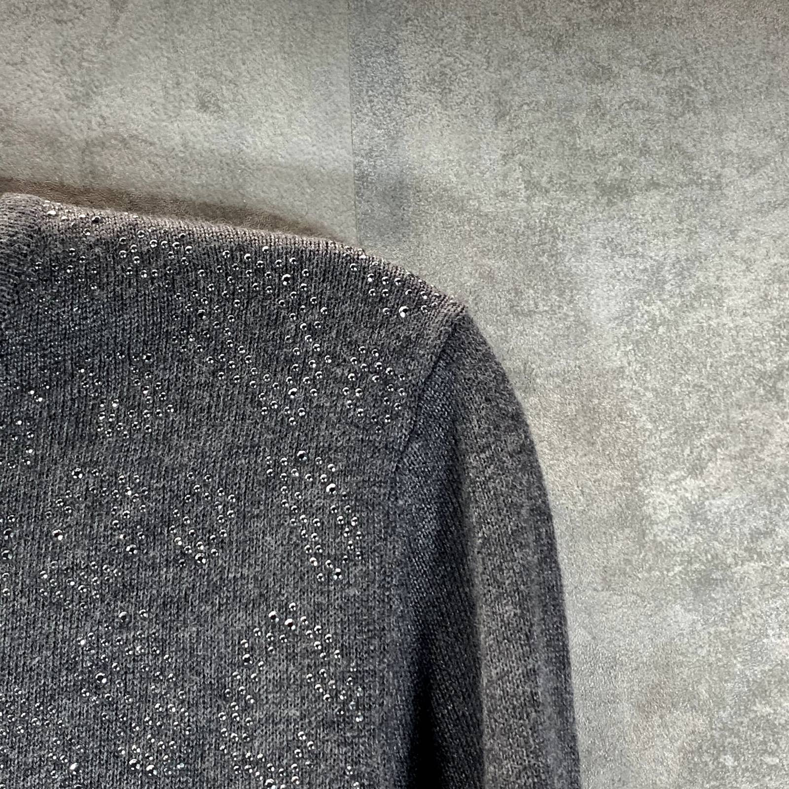 VINCE CAMUTO Women's Medium Heather Grey Crewneck Studded Shoulder Sweater SZ M