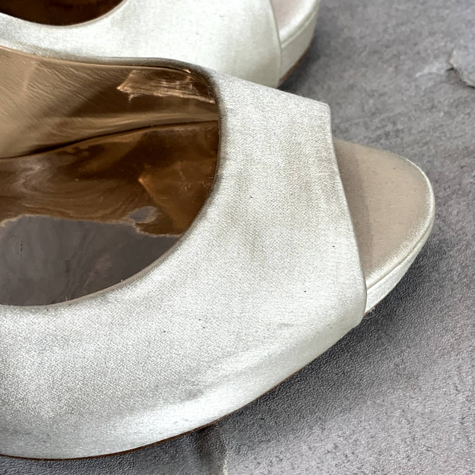 BADGLEY MISCHKA Ivory Satin Kiara Embellished Open Peep-Toe Stiletto Pumps SZ 6