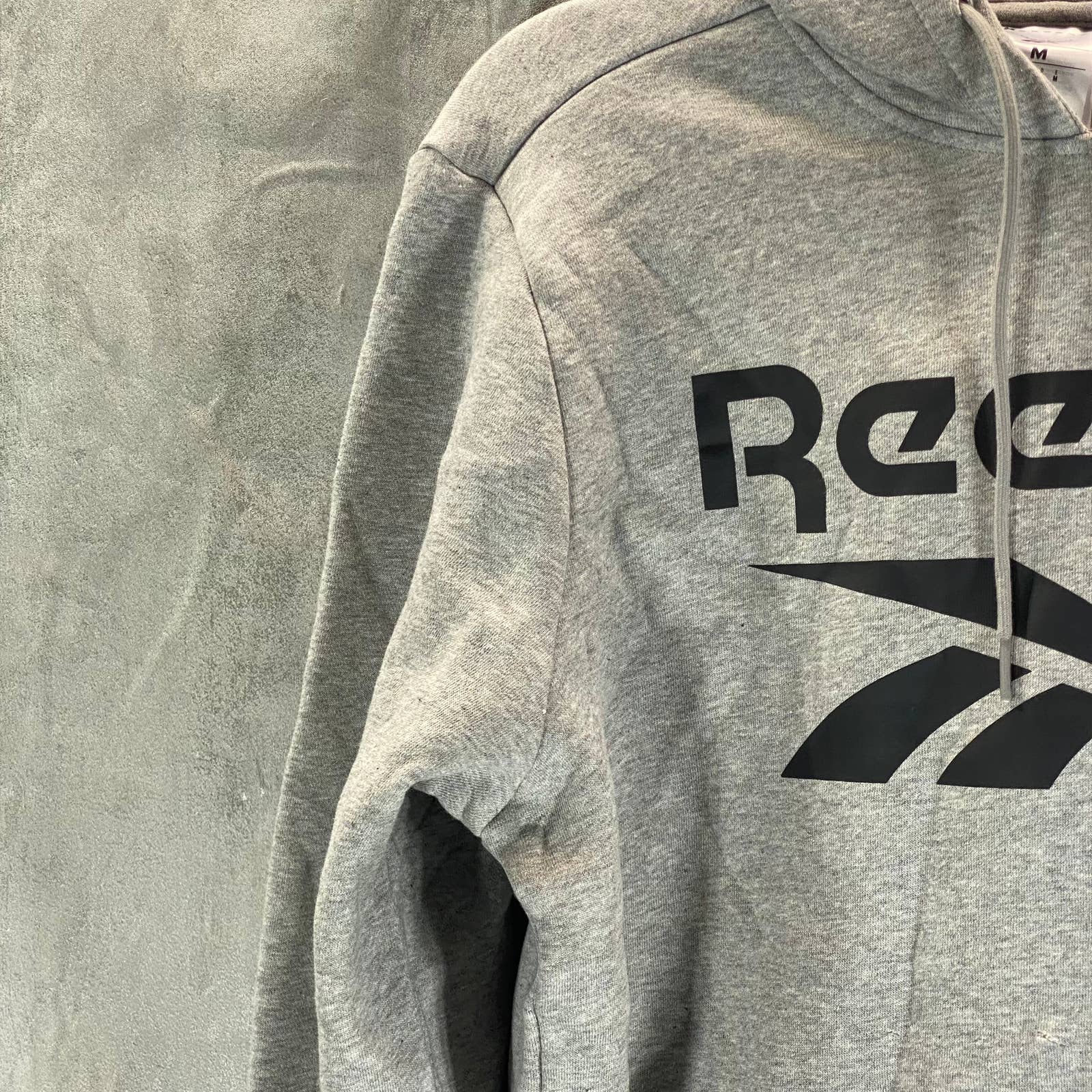 REEBOK Men's Medium Grey Heather Identity Fleece Stacked Logo Hoodie SZ M