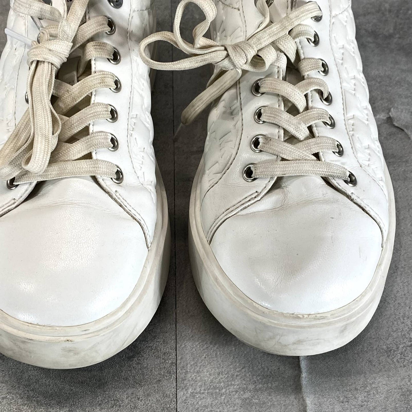 MICHAEL MICHAEL KORS Women's White Emmett Puffy Embossed Platform SneakersSZ 8.5