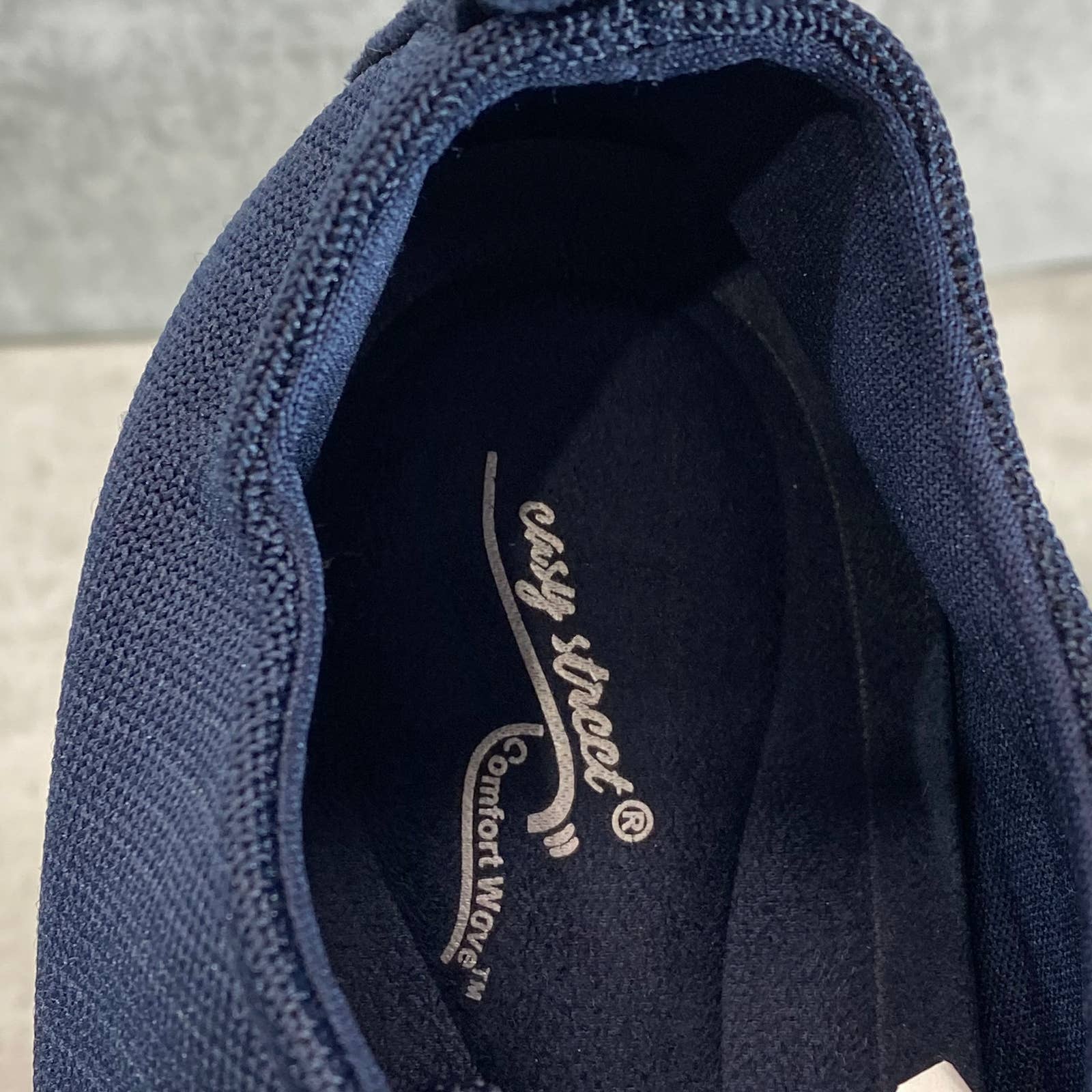 EASY STREET Women's Navy Command Knit Lace-Up Sneakers SZ 8.5