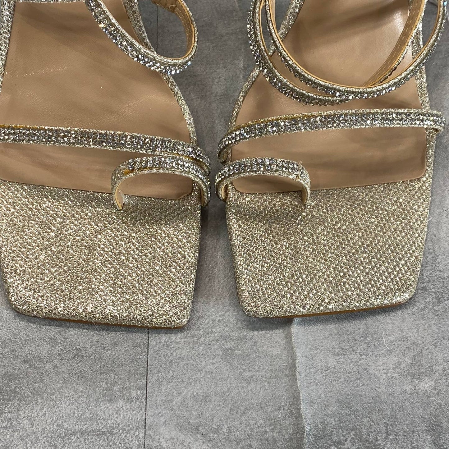 INC INTERNATIONAL CONCEPTS Women's Champagne Crystal Arti Strappy Sandals SZ 9.5