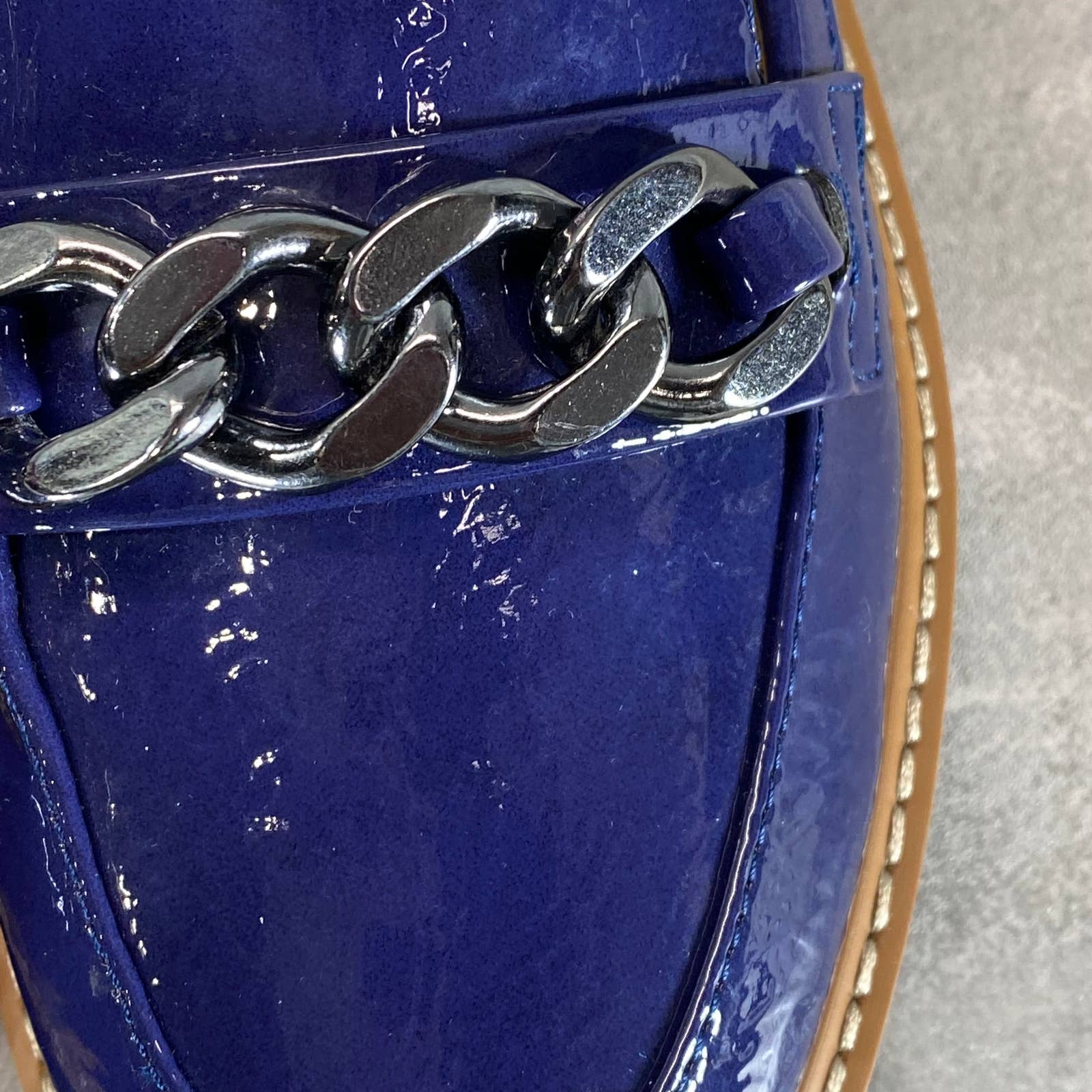 NATURALIZER Women's Haven Blue Faux Leather Emmal Lug-Sole Chain Loafers SZ 6