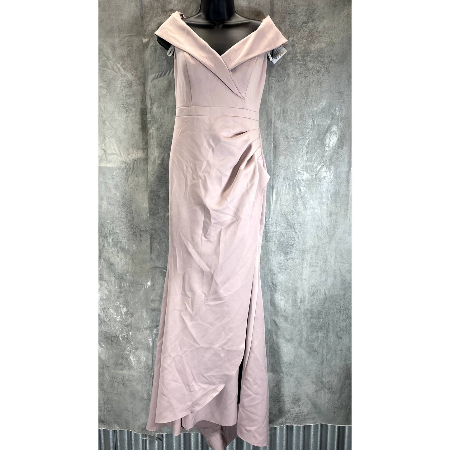 XSCAPE Women's Blush Pink Off-The-Shoulder Sweetheart Neck Ruched Gown SZ 6