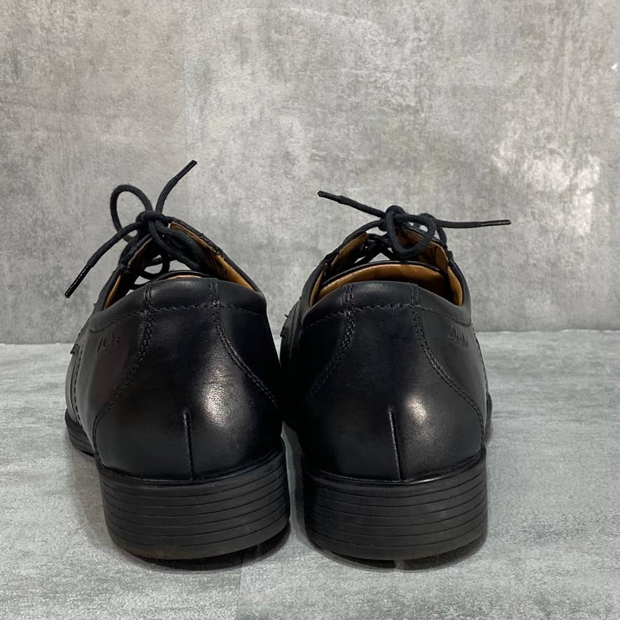 CLARKS Black Whiddon Plain Oxfords SZ 8